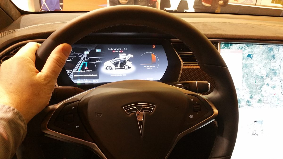 Hector Robles - Tesla innovacion coche